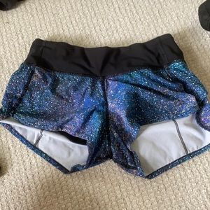 Size 2 speckled lululemon shorts
